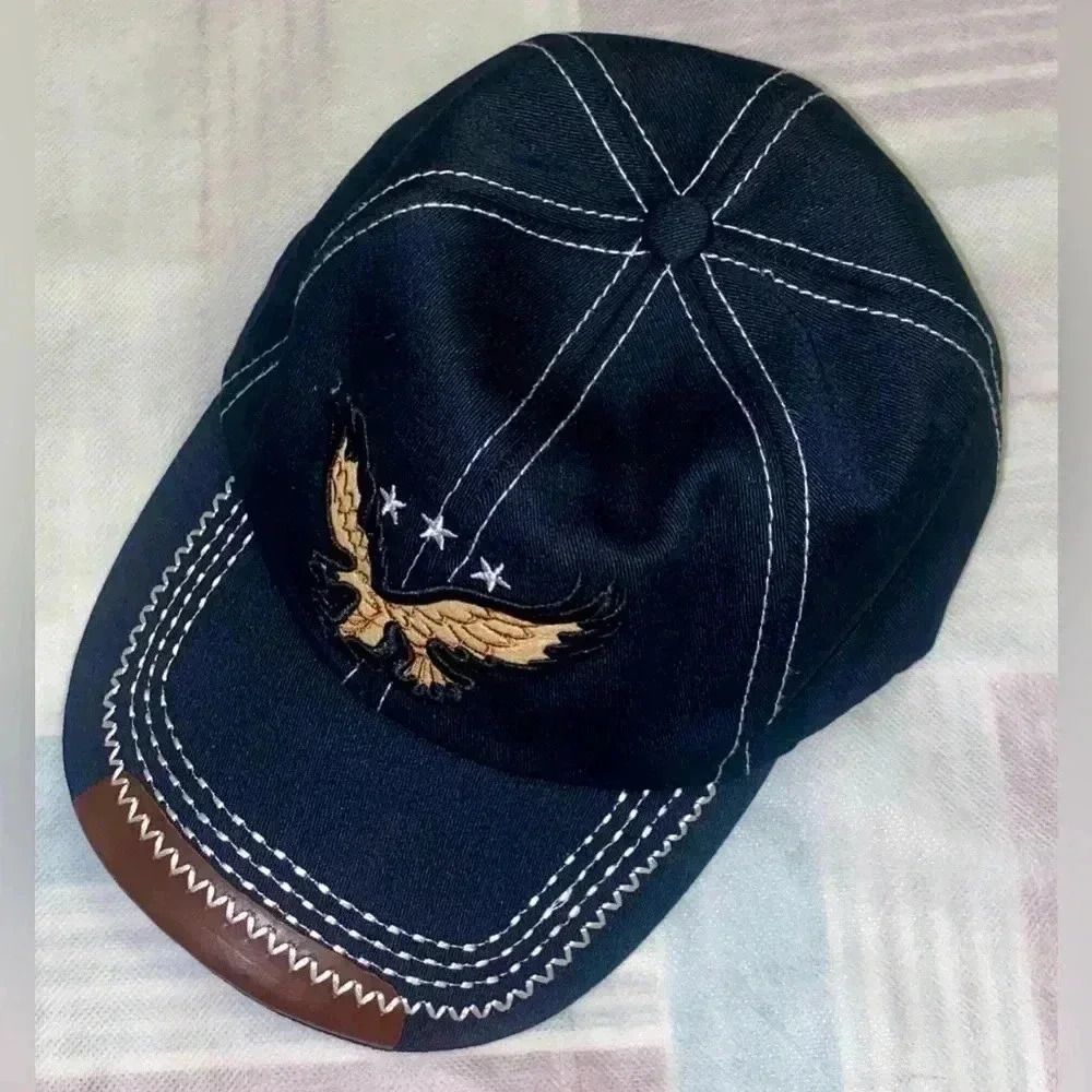 Stylish cap 🧢. Unisex